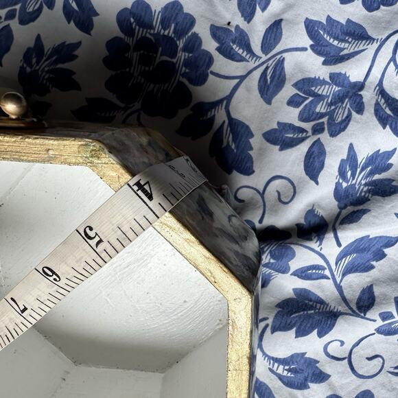 VTG 60’s Lucite Decoupage Wooded Box Purse Floral Shabby Primitive Retro - Picture 13 of 14